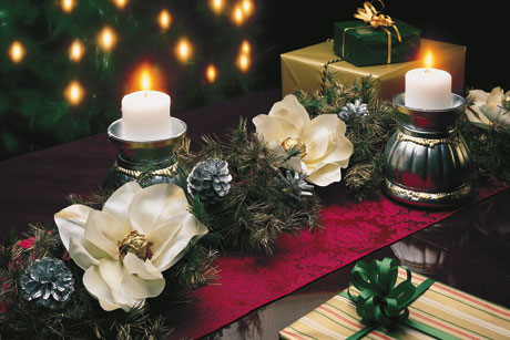 Yuletide Christmas Table Accents