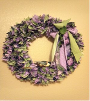 Craft Ideas Leftover Fabric on Scraptastic Fabric Wreath   Favecrafts Com