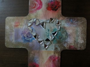 decoupage cross
