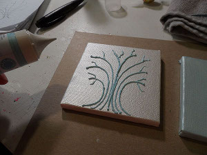 mini button canvas trees