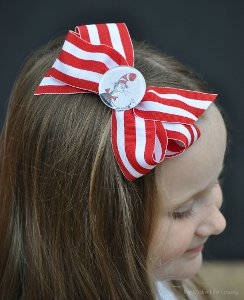 Cat in the Hat DIY Hair Bows