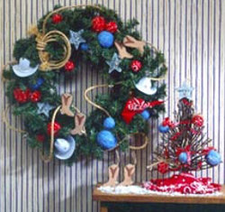 Country-Themed Ornaments and Wreath