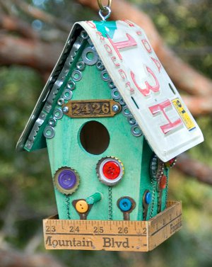 Junk Store Birdhouse | FaveCrafts.com