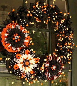 Giant Bow Halloween Wreath