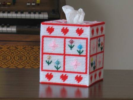 Hearts and Flowers Tissue Box Cover