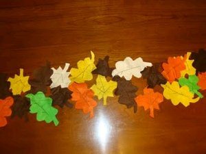 Craft Ideas Leaves on Leaves Table Runner   Favecrafts Com