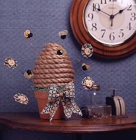 http://www.favecrafts.com/master_images/beautiful%20bee%20decoration.jpg