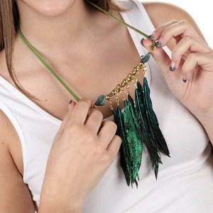 Ruffle Your Feathers Necklace