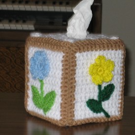 Crochet Floral Tissue Box Cover