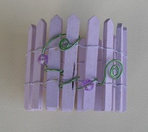 Picket Fence Holder