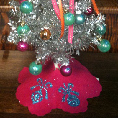 Glitter Ornament Tree Skirt