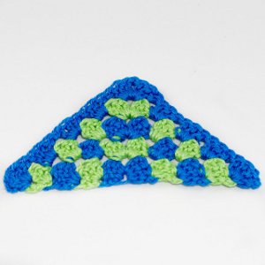 Ocean Hues Triangle Afghan Motif