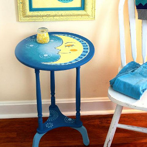 Gorgeous Side Table