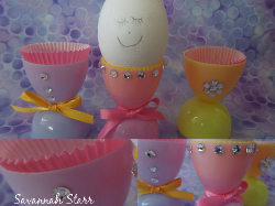 Plastic Easter Egg Cups