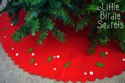 Embroider a Christmas Tree Skirt