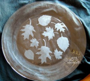 Elegant Leaf Plate