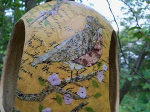 How to make a vintage decoupaged bird feeder