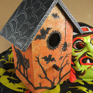 Halloween Haunted Birdhouse