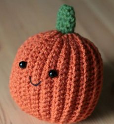 Halloween Crochet Pumpkin