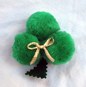 Pom Pom Shamrock