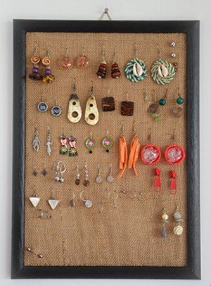 Framed Burlap Earring Organizer