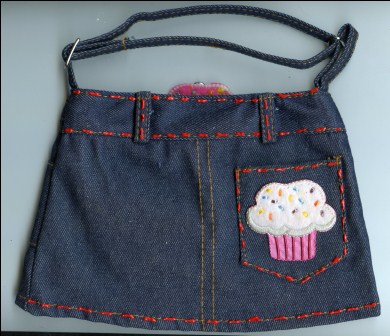 Cupcake Purse Back